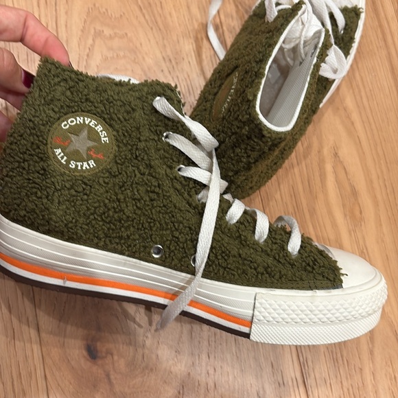 Converse - Picture 4 of 5